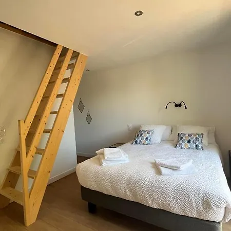 Holiday home Gite Lomegaja 6Pers Proche Lascaux Et Sarlat *