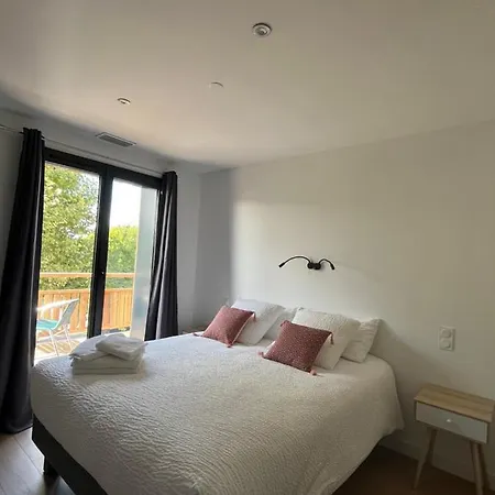 Gite Lomegaja 6Pers Proche Lascaux Et Sarlat Holiday home *